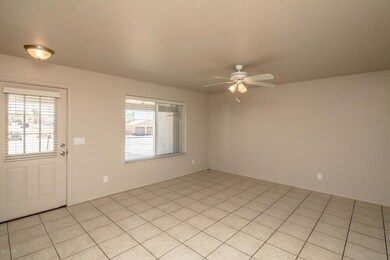 2921PaloVerdeBlvdS_08