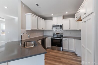 413 Bethpage Way unit 7-300, Turtle Creek Township, OH 45036 - photo 5