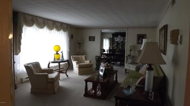 7 Daffodil Ln, Lock Haven, PA 17745 - photo 3