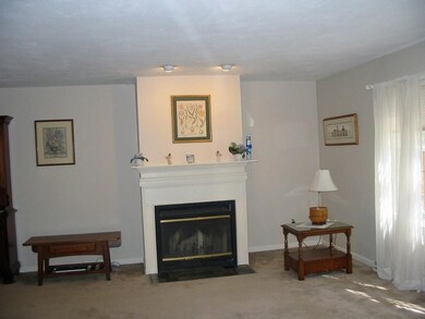 8 Stallbrook Rd, Milford, MA 01757 - photo 6