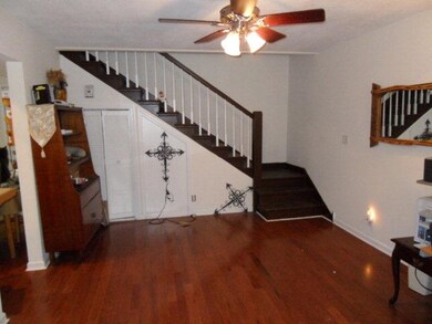 apt living twd stair