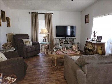 4 Sandy Point, Lake Placid, FL 33852 - photo 2