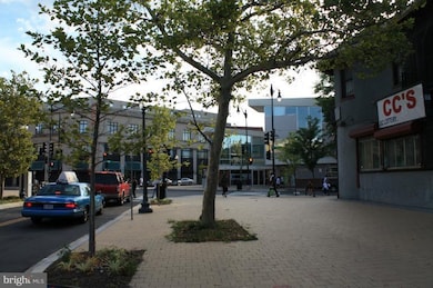 1372 Monroe St NW unit B, Washington, DC 20010 - photo 2