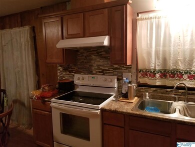 3902 Telstar Cir SW, Huntsville, AL 35805 - photo 5