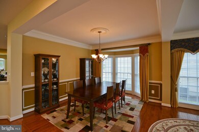 25638 S Village Dr, Chantilly, VA 20152 - photo 6