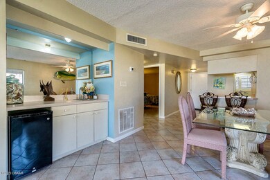 WET BAR