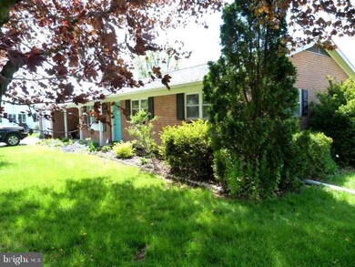 13910 N Meadow Rd, Hagerstown, MD 21742 - photo 2