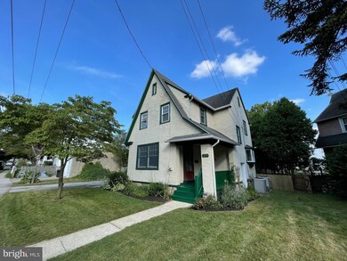 725 Aubrey Ave, Ardmore, PA 19003 - photo 2