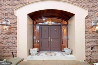 8608 Honeybee Ln, Bethesda, MD 20817 - photo 2