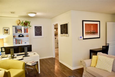 4624 Verone St, Bellaire, TX 77401 - photo 3