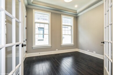 137 Joanne Way, Elmhurst, IL 60126 - photo 6