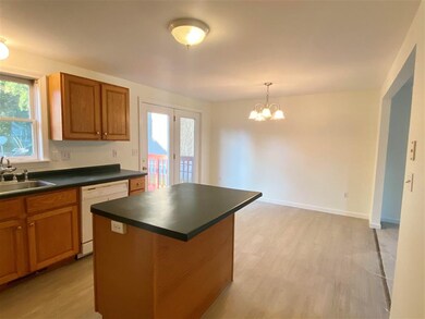 4 Summer St, Nashua, NH 03064 - photo 5