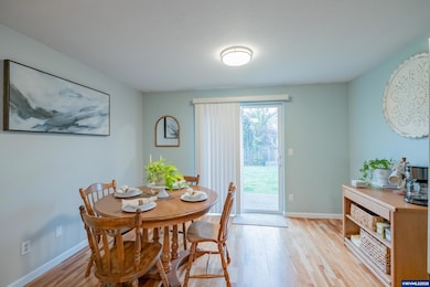 761 Hyacinth St, Independence, OR 97351 - photo 6