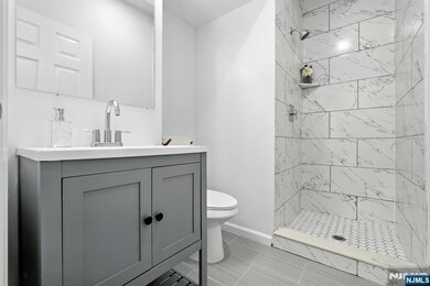 196 Malvern St, Newark, NJ 07105 - photo 5