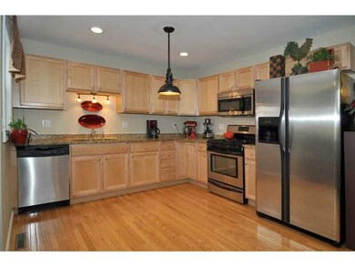 47 Berm Dr unit 47, Cumberland, RI 02864 - photo 2