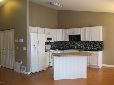Kitchen (3)