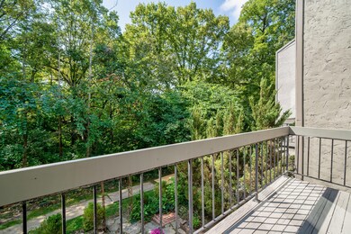 Living Rm Deck to Wooded Ravine