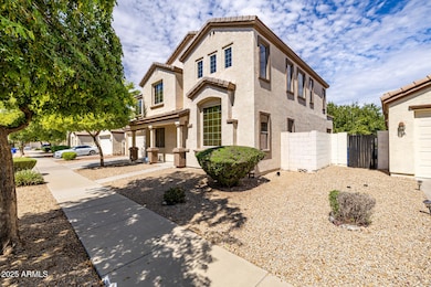 13628 W Gelding Dr, Surprise, AZ 85379 - photo 3