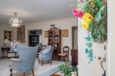 109 N Mcneil St, Burgaw, NC 28425 - photo 3