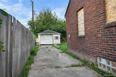 11042 Peerless St, Detroit, MI 48224 - photo 4
