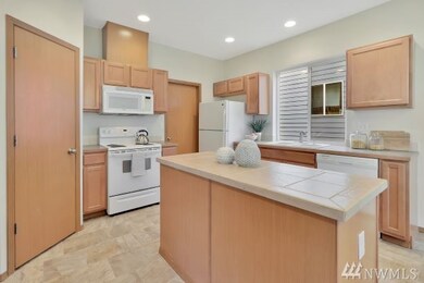 11219 185th St E, Puyallup, WA 98374 - photo 6