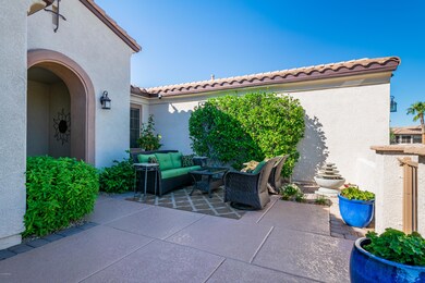 19998 N Crescent Way 6 Courtyard Pavers