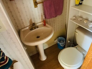 38 Byron St, Fall River, MA 02724 - photo 7