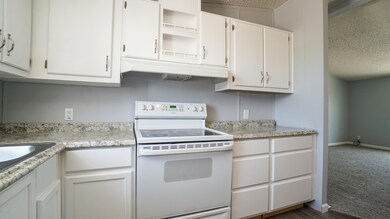 2329 E 2nd Ave-7