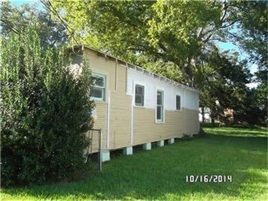 2211 Caplin St, Houston, TX 77026 - photo 2