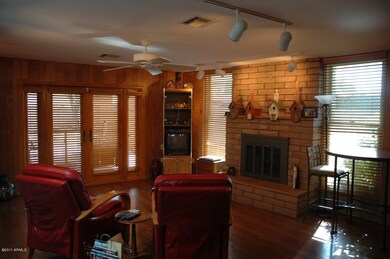 Spacious Family Room