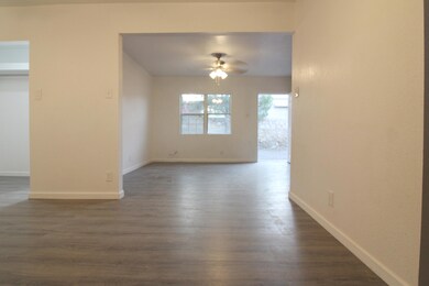 4014 Lincoln Ave unit 1,2,3,4, El Paso, TX 79930 - photo 2