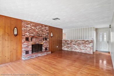 103 E Royal Palm St, Lake Placid, FL 33852 - photo 2