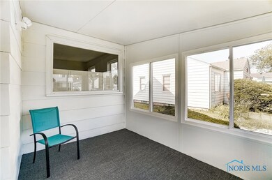 2922 117th St, Toledo, OH 43611 - photo 4