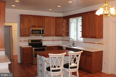 46135 N Greens Rest Dr, Great Mills, MD 20634 - photo 4