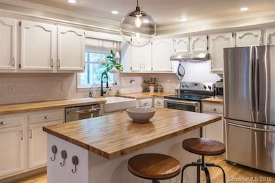 36 Sweetbriar Ct, Asheville, NC 28803 - photo 5