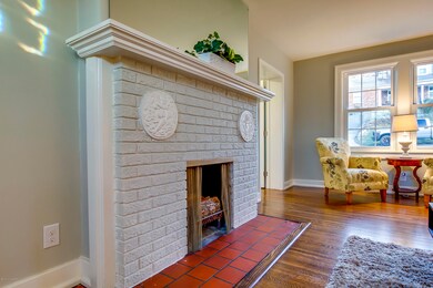 1851_GreshamRd_40205_0108
