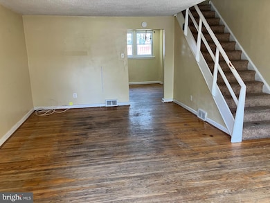 1107 E Sharpnack St, Philadelphia, PA 19150 - photo 5