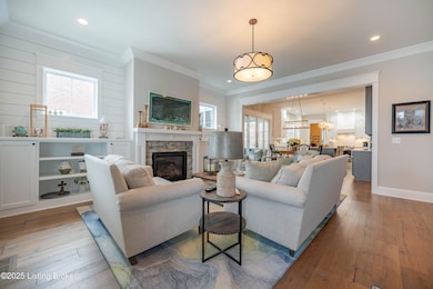 308 Kirkwood Glen Cir, Louisville, KY 40207 - photo 4