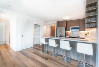 1500 Rycroft St unit 3701R, Honolulu, HI 96814 - photo 6