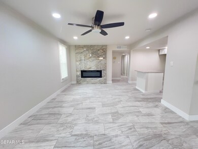 10628 Springwood Dr unit D, El Paso, TX 79935 - photo 6