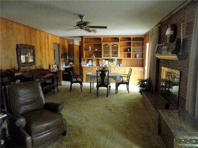 Den/Family/Great Room.