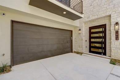 1803 Dunlavy St, Houston, TX 77006 - photo 3