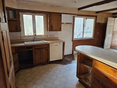 8 Curtis Rd, Southwick, MA 01077 - photo 7