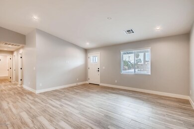 2016 S La Rosa Drive Tempe AZ-large-008-