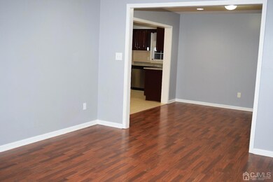 45 Beverly St unit 47, Carteret, NJ 07008 - photo 3
