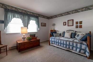 2020 Poplar Ln, Allentown, PA 18103 - photo 3