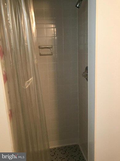 4200 21st Ave, Temple Hills, MD 20748 - photo 4