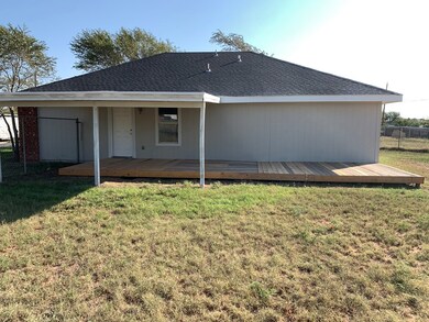 2306 S Monticello St, Big Spring, TX 79720 - photo 4