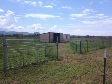 Shamrock mare motel & tack room