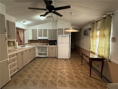 4240 Tangerine Dr, Kingman, AZ 86413 - photo 2